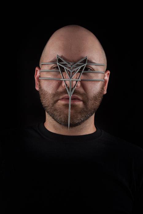 face-cage-1-zach-blas_portrait_1_.jpg